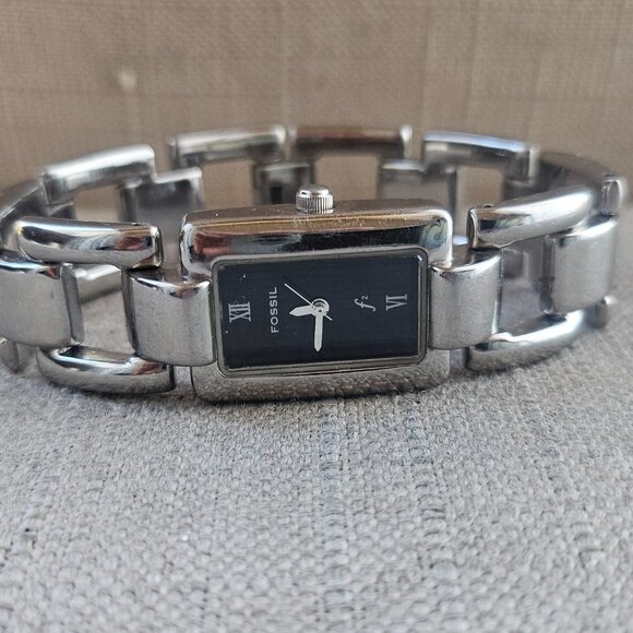 Fossil F2 Women Watch Silver Tone Chain Metal Band Analog Quartz Wristwatch - Picture 8 of 15